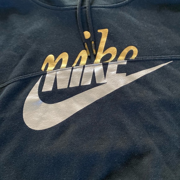 Nike Crop Hoodie - Picture 2 of 3